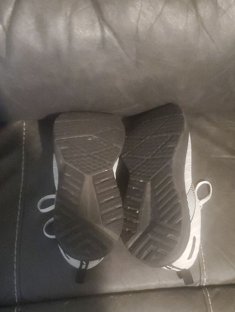Brooks - Picture 7 of 13